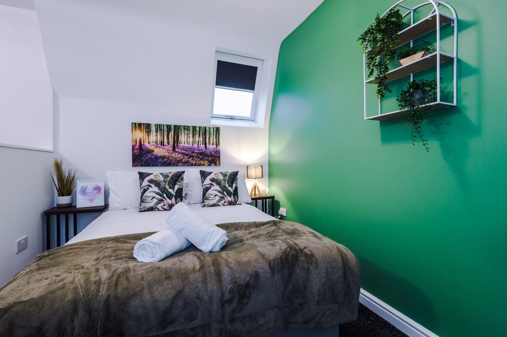 Charming - Rocky Ln Chambers Flat 6